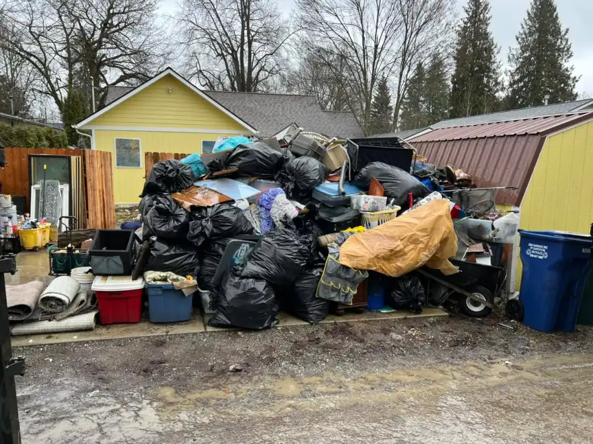 Trash Hoarder Services by Lake City Hauling